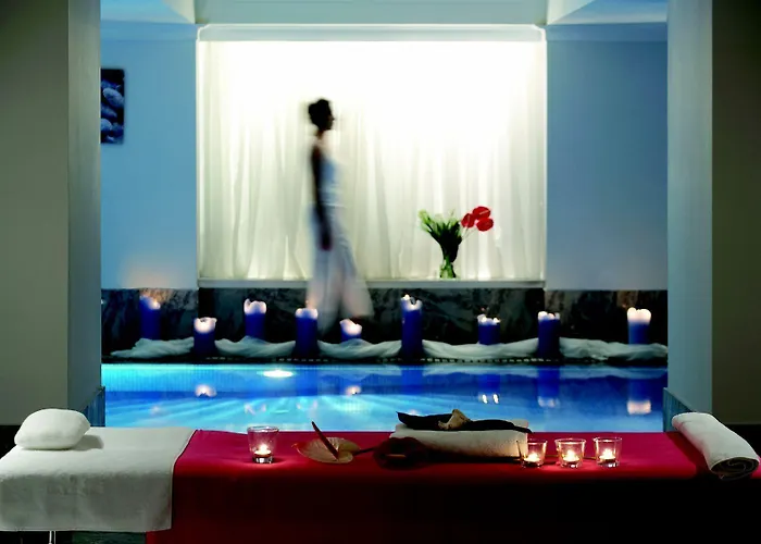 ホテル Grecotel Imperial ラリサ